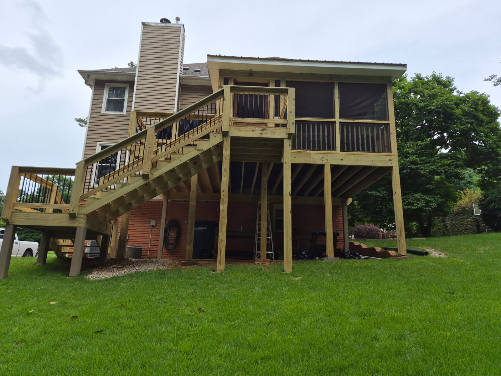 Deck build Birmingham